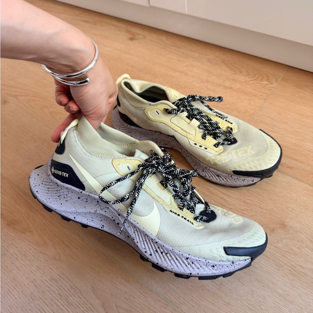 Nike Pegasus Trail 3 - Picture 2 of 8